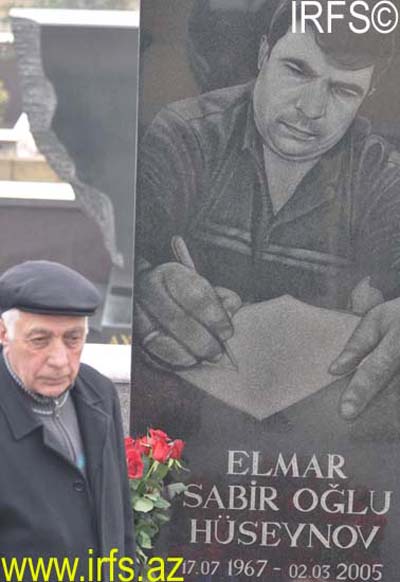 Elmar Hüseynov ölümünün 5-ci ildönümünde yad edildi